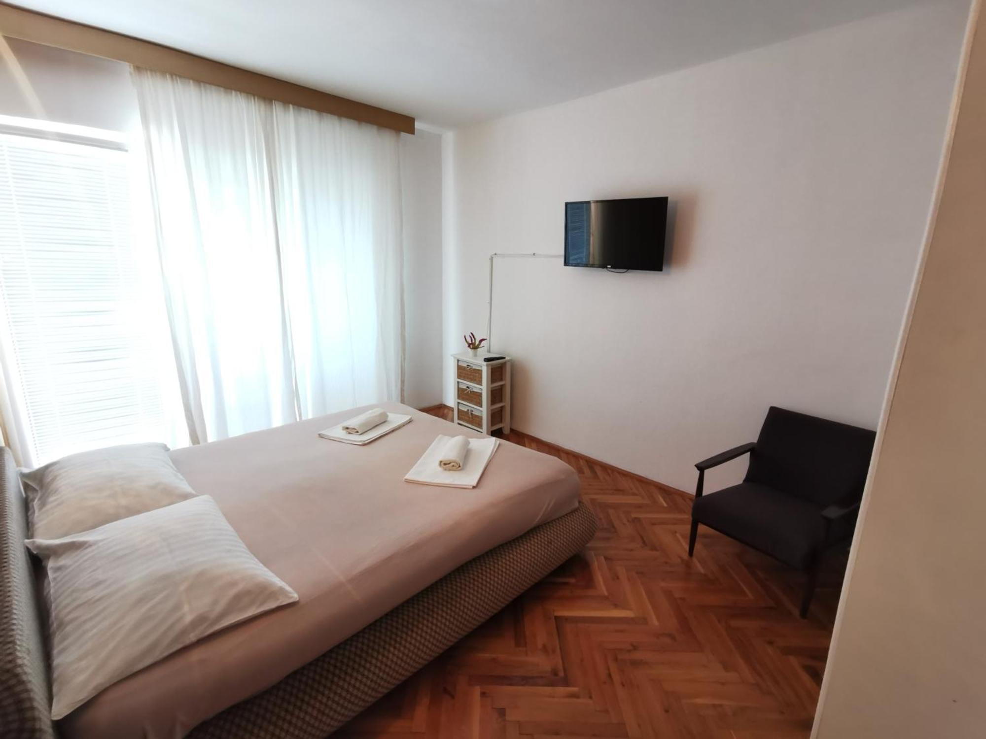 House Katka Otel Vodice Oda fotoğraf
